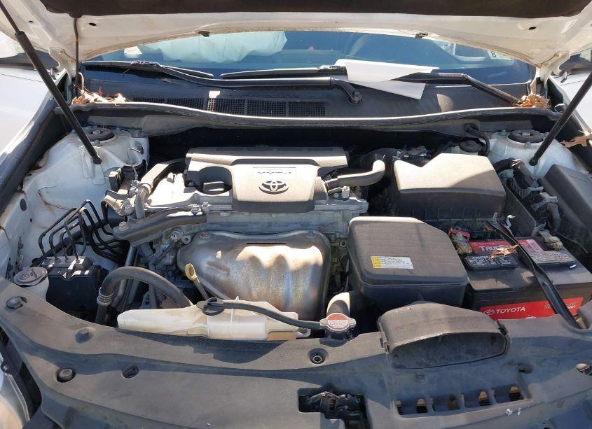 Photo 10 of 2016 Toyota Camry SE (VIN 4T1BF1FK7GU242496)