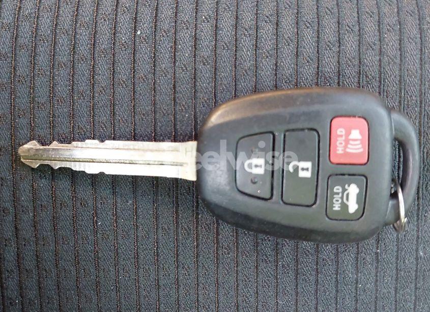 Photo 11 of 2016 Toyota Camry SE (VIN 4T1BF1FK7GU250033)