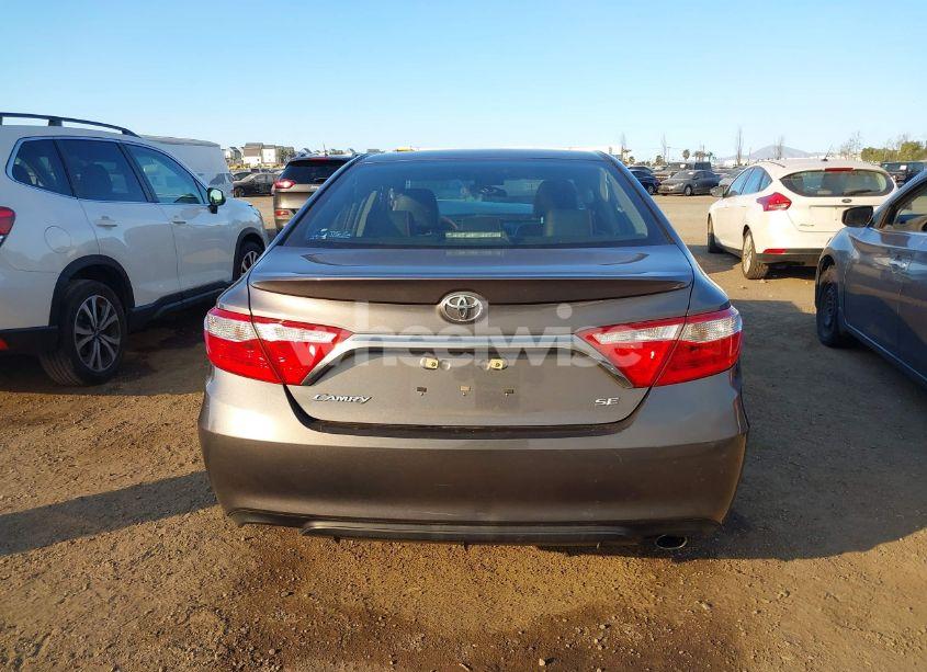 Photo 17 of 2016 Toyota Camry SE (VIN 4T1BF1FK7GU250033)