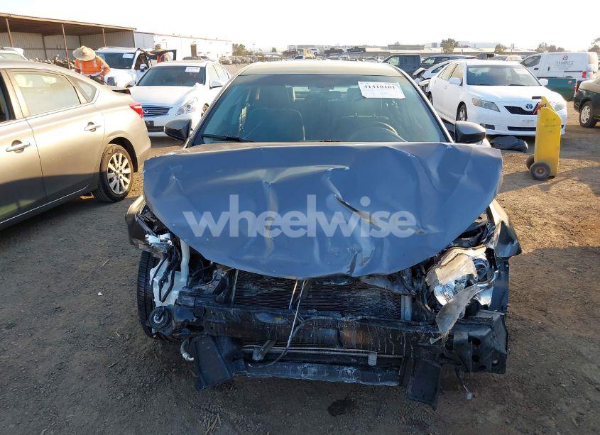 Photo 6 of 2016 Toyota Camry SE (VIN 4T1BF1FK7GU250033)