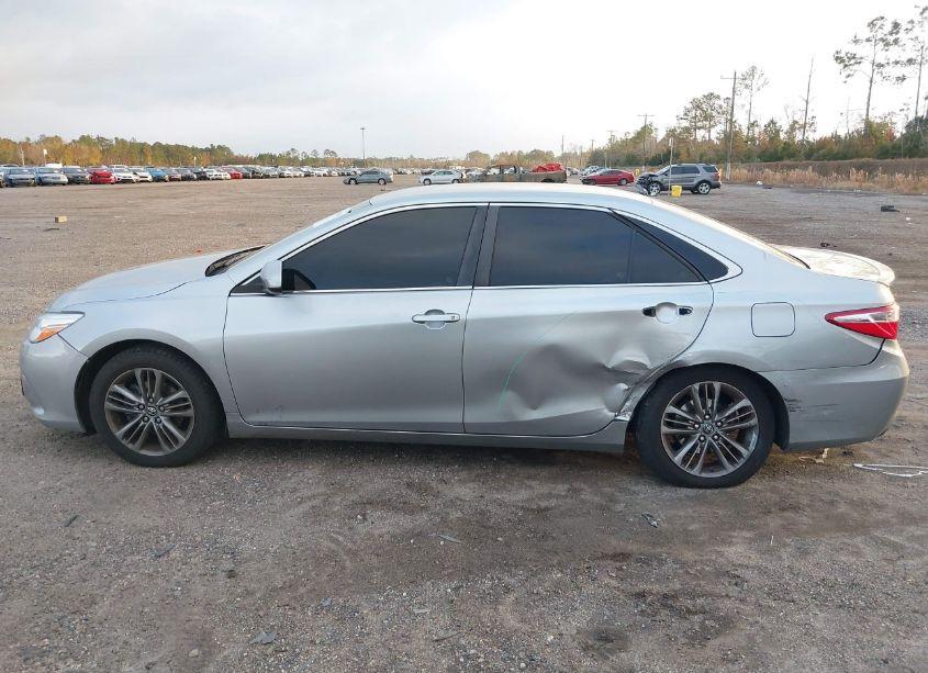 Photo 14 of 2016 Toyota Camry SE (VIN 4T1BF1FK7GU257824)