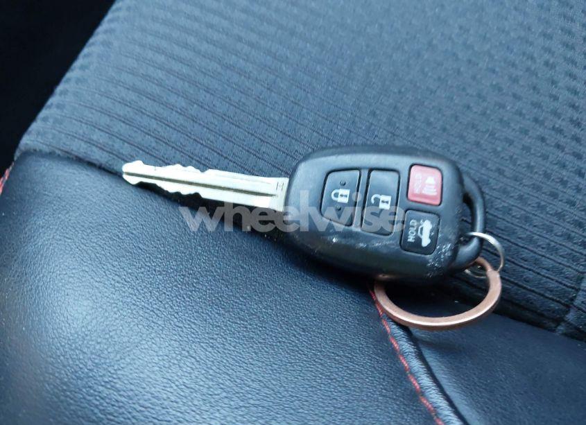 Photo 11 of 2016 Toyota Camry SE (VIN 4T1BF1FK7GU266457)