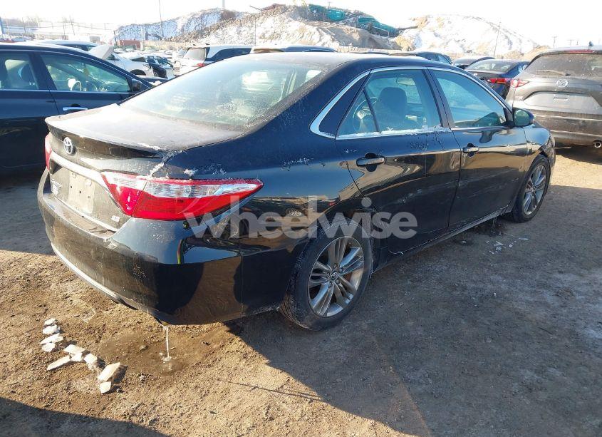 Photo 4 of 2016 Toyota Camry SE (VIN 4T1BF1FK7GU266457)