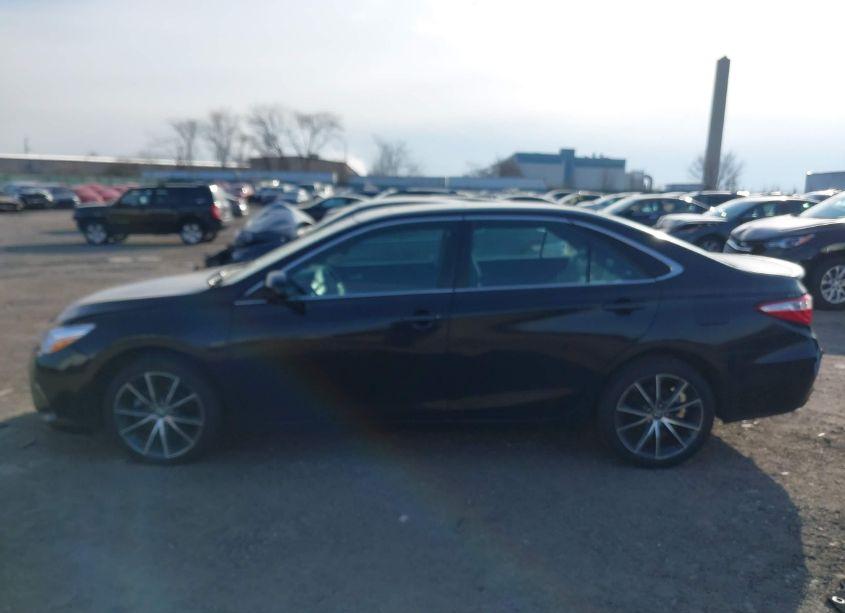 Photo 14 of 2016 Toyota Camry XSE (VIN 4T1BF1FK7GU504856)