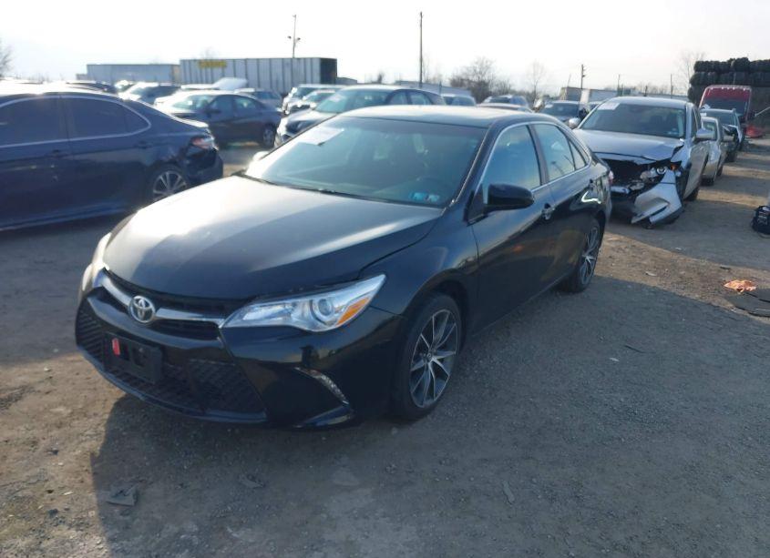 Photo 2 of 2016 Toyota Camry XSE (VIN 4T1BF1FK7GU504856)