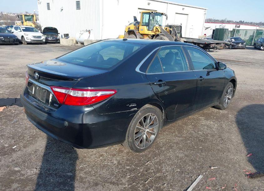 Photo 4 of 2016 Toyota Camry XSE (VIN 4T1BF1FK7GU504856)