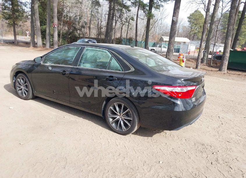 Photo 3 of 2016 Toyota Camry XSE (VIN 4T1BF1FK7GU515212)