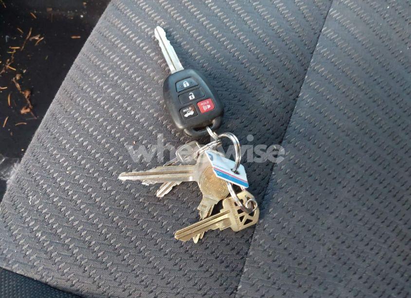 Photo 11 of 2016 Toyota Camry LE (VIN 4T1BF1FK7GU522502)