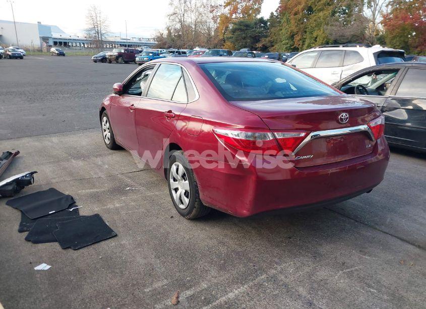 Photo 3 of 2016 Toyota Camry LE (VIN 4T1BF1FK7GU522502)