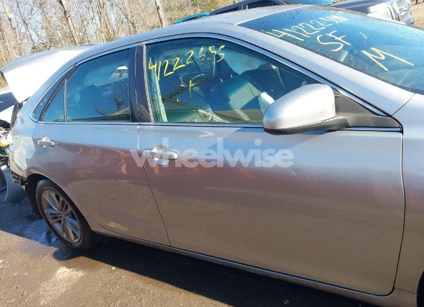 Photo 14 of 2016 Toyota Camry SE (VIN 4T1BF1FK7GU527022)