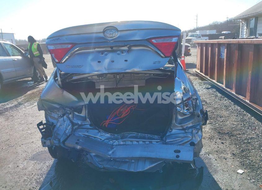 Photo 17 of 2016 Toyota Camry SE (VIN 4T1BF1FK7GU527022)