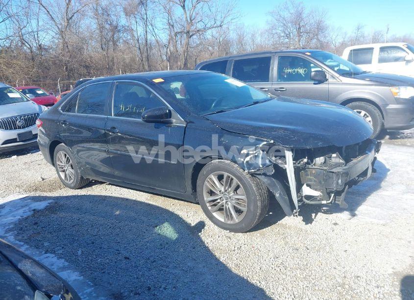 Photo 14 of 2016 Toyota Camry SE (VIN 4T1BF1FK7GU528798)