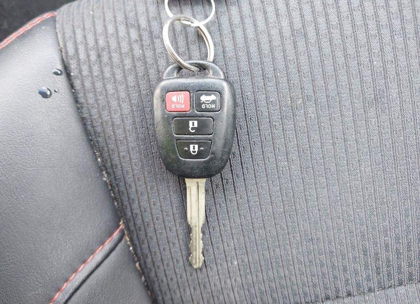 Photo 11 of 2016 Toyota Camry SE (VIN 4T1BF1FK7GU567536)