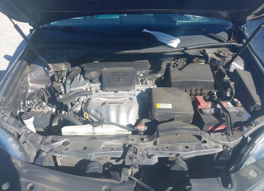 Photo 10 of 2016 Toyota Camry LE (VIN 4T1BF1FK7GU574020)