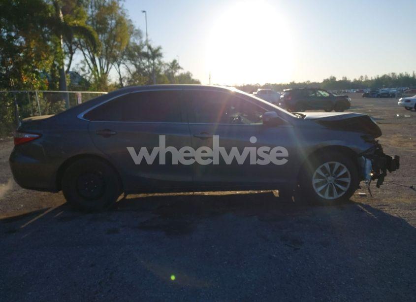 Photo 14 of 2016 Toyota Camry LE (VIN 4T1BF1FK7GU593957)