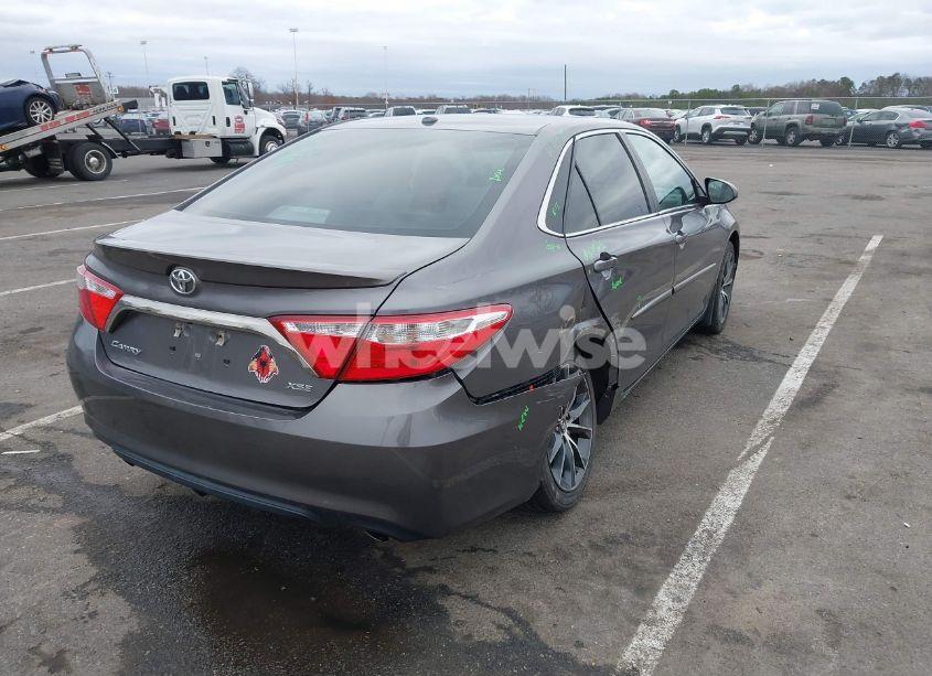 Photo 4 of 2016 Toyota Camry XSE (VIN 4T1BF1FK7GU596731)
