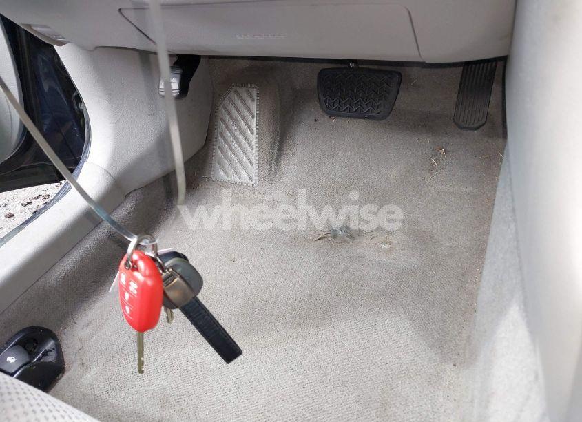 Photo 11 of 2016 Toyota Camry LE (VIN 4T1BF1FK7GU601782)