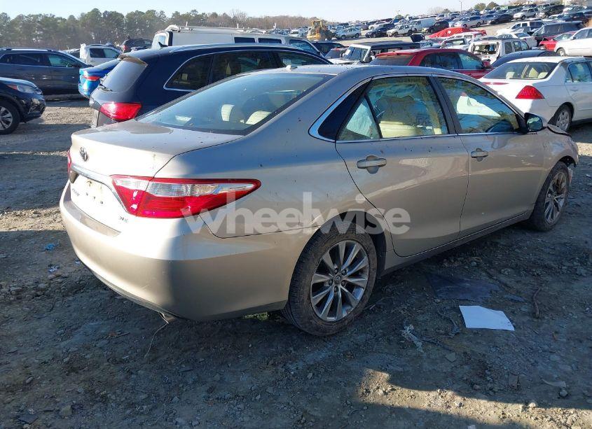 Photo 4 of 2016 Toyota Camry XLE (VIN 4T1BF1FK7GU604083)