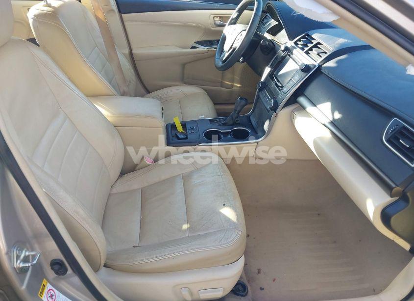 Photo 5 of 2016 Toyota Camry XLE (VIN 4T1BF1FK7GU604083)