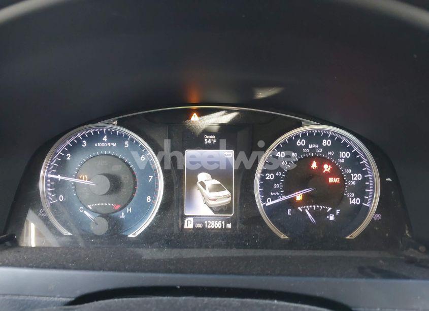 Photo 7 of 2016 Toyota Camry XLE (VIN 4T1BF1FK7GU604083)