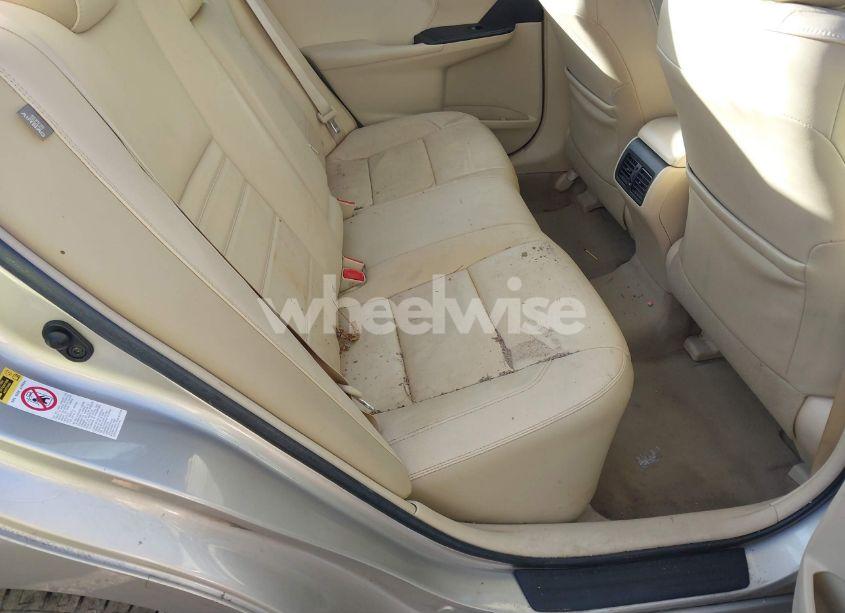 Photo 8 of 2016 Toyota Camry XLE (VIN 4T1BF1FK7GU604083)