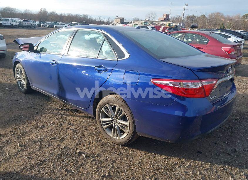 Photo 3 of 2016 Toyota Camry SE (VIN 4T1BF1FK7GU607145)
