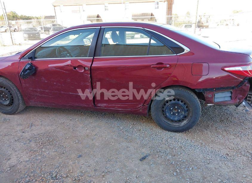 Photo 6 of 2016 Toyota Camry LE (VIN 4T1BF1FK7GU609154)