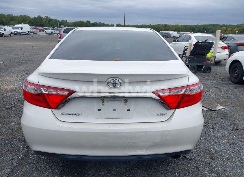 Photo 16 of 2016 Toyota Camry XSE (VIN 4T1BF1FK7GU614595)