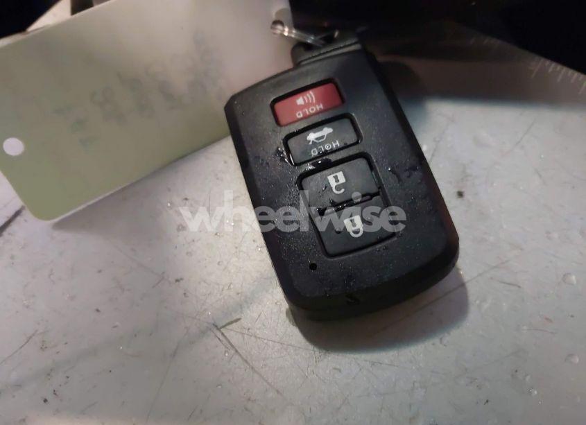 Photo 11 of 2016 Toyota Camry SE (VIN 4T1BF1FK7GU999205)