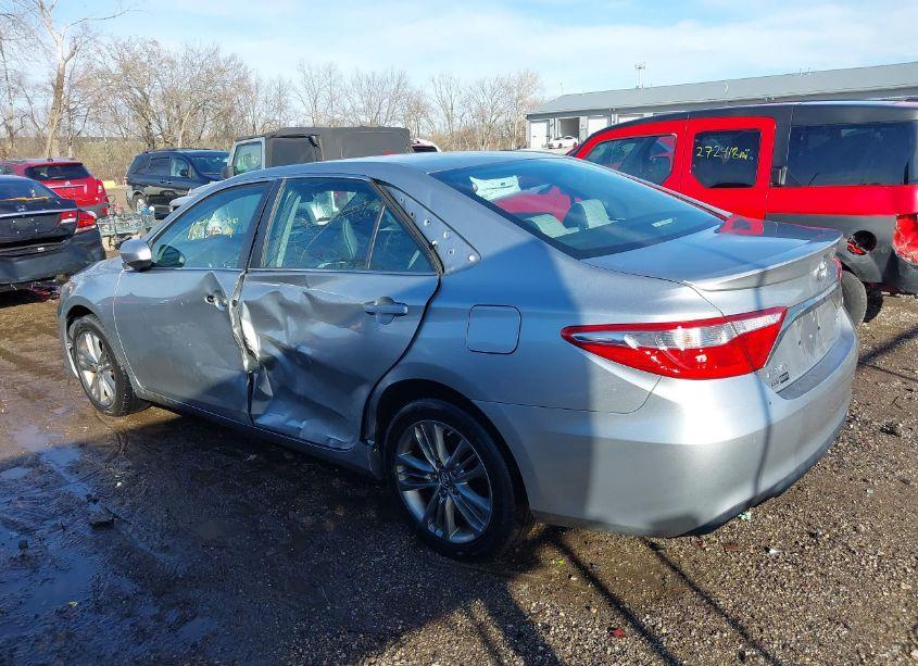 Photo 3 of 2017 Toyota Camry SE (VIN 4T1BF1FK7HU271983)