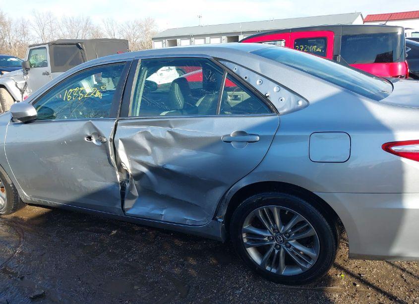 Photo 6 of 2017 Toyota Camry SE (VIN 4T1BF1FK7HU271983)