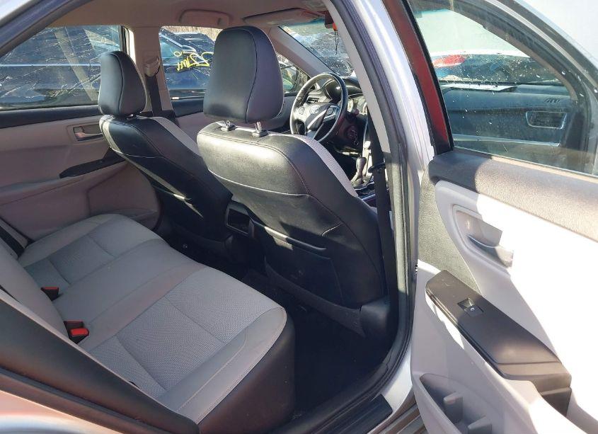 Photo 8 of 2017 Toyota Camry SE (VIN 4T1BF1FK7HU271983)