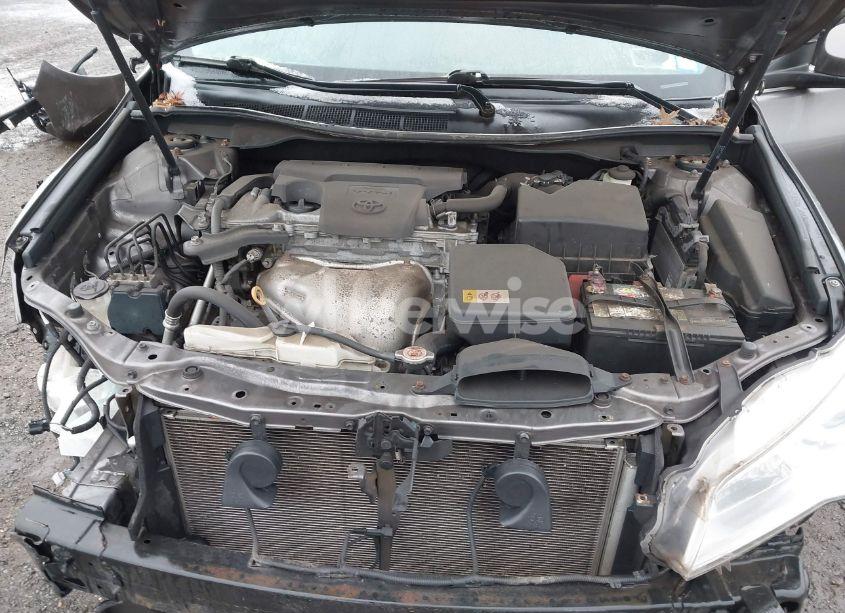 Photo 10 of 2017 Toyota Camry LE (VIN 4T1BF1FK7HU296429)