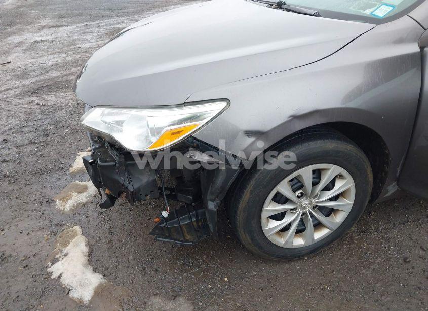 Photo 17 of 2017 Toyota Camry LE (VIN 4T1BF1FK7HU296429)
