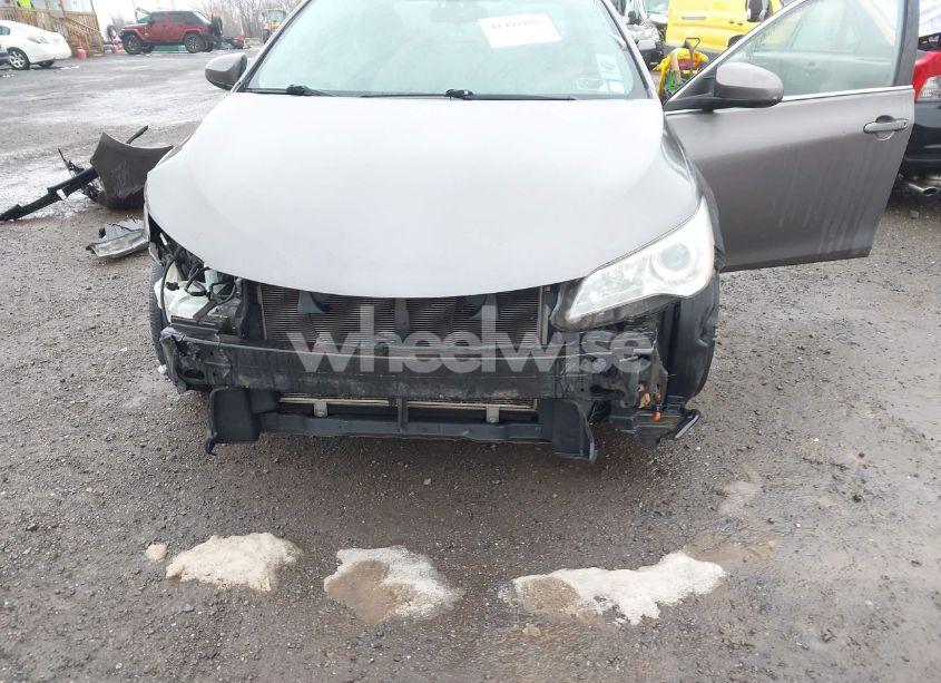 Photo 6 of 2017 Toyota Camry LE (VIN 4T1BF1FK7HU296429)