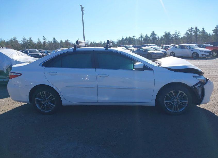 Photo 14 of 2017 Toyota Camry SE (VIN 4T1BF1FK7HU307820)