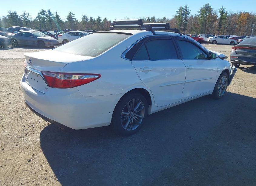 Photo 4 of 2017 Toyota Camry SE (VIN 4T1BF1FK7HU307820)