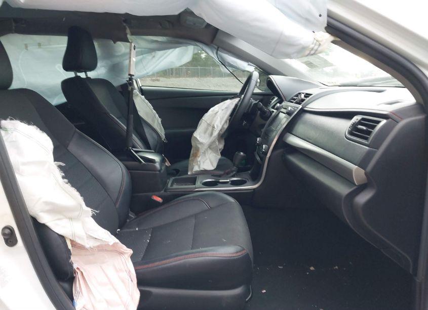 Photo 5 of 2017 Toyota Camry SE (VIN 4T1BF1FK7HU307820)