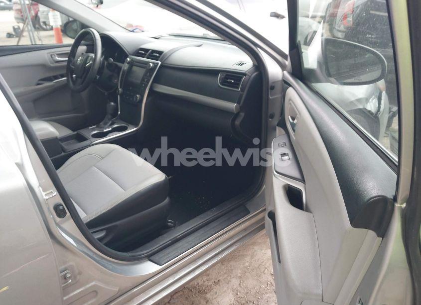 Photo 5 of 2017 Toyota Camry SE (VIN 4T1BF1FK7HU308630)