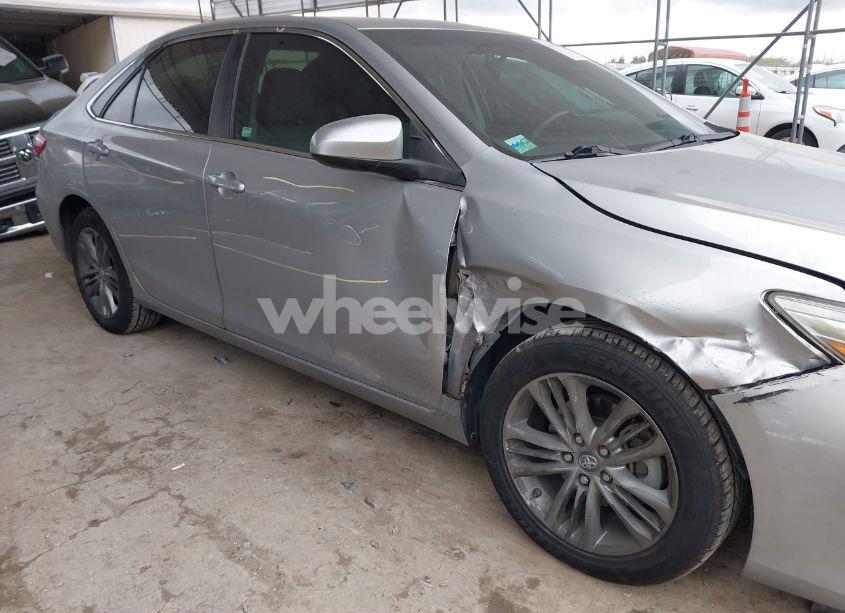 Photo 6 of 2017 Toyota Camry SE (VIN 4T1BF1FK7HU308630)