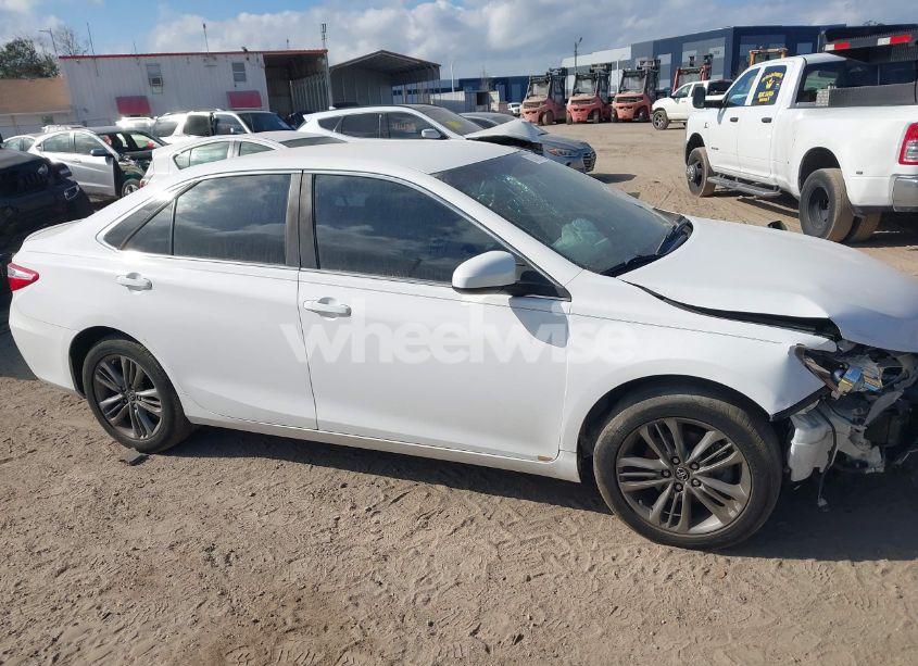 Photo 12 of 2017 Toyota Camry SE (VIN 4T1BF1FK7HU312189)