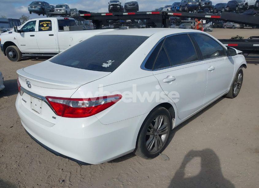 Photo 4 of 2017 Toyota Camry SE (VIN 4T1BF1FK7HU312189)
