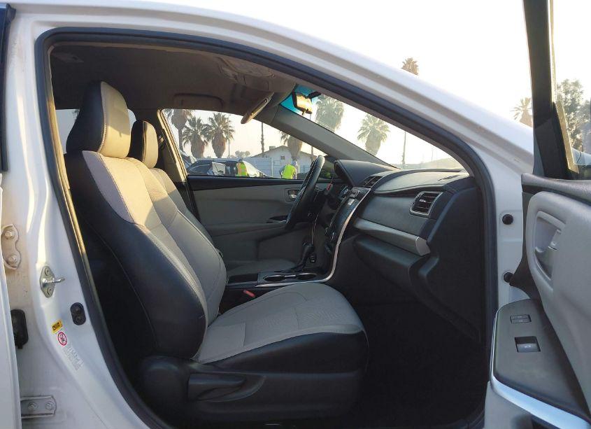 Photo 5 of 2017 Toyota Camry SE (VIN 4T1BF1FK7HU319580)