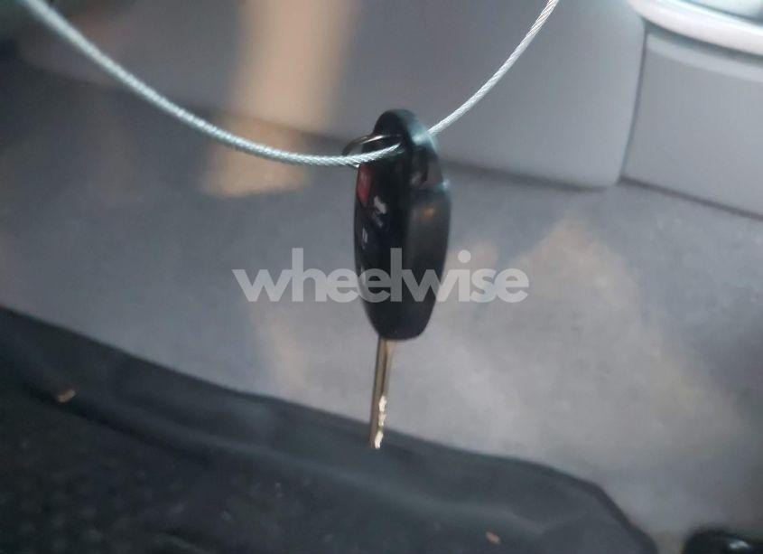 Photo 11 of 2017 Toyota Camry LE (VIN 4T1BF1FK7HU331602)