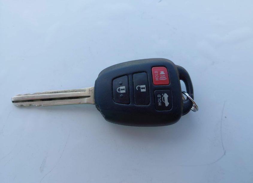 Photo 11 of 2017 Toyota Camry SE (VIN 4T1BF1FK7HU341501)