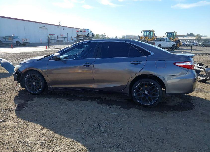 Photo 15 of 2017 Toyota Camry SE (VIN 4T1BF1FK7HU341501)