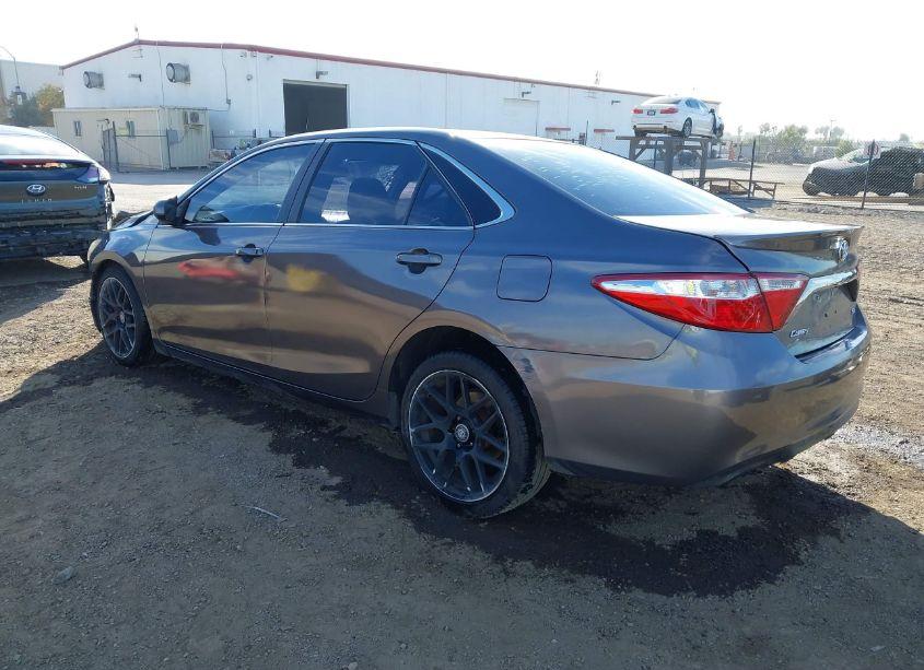 Photo 3 of 2017 Toyota Camry SE (VIN 4T1BF1FK7HU341501)