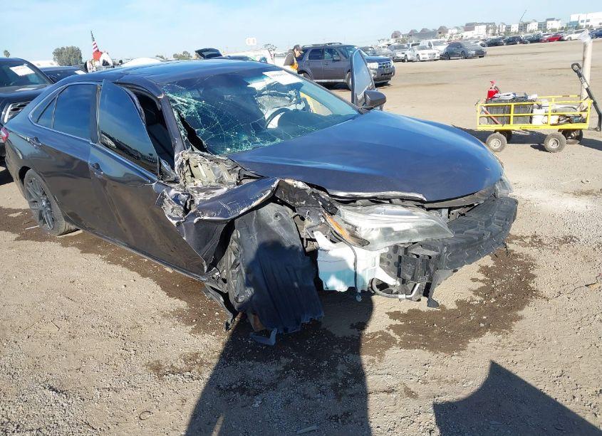 Photo 6 of 2017 Toyota Camry SE (VIN 4T1BF1FK7HU341501)