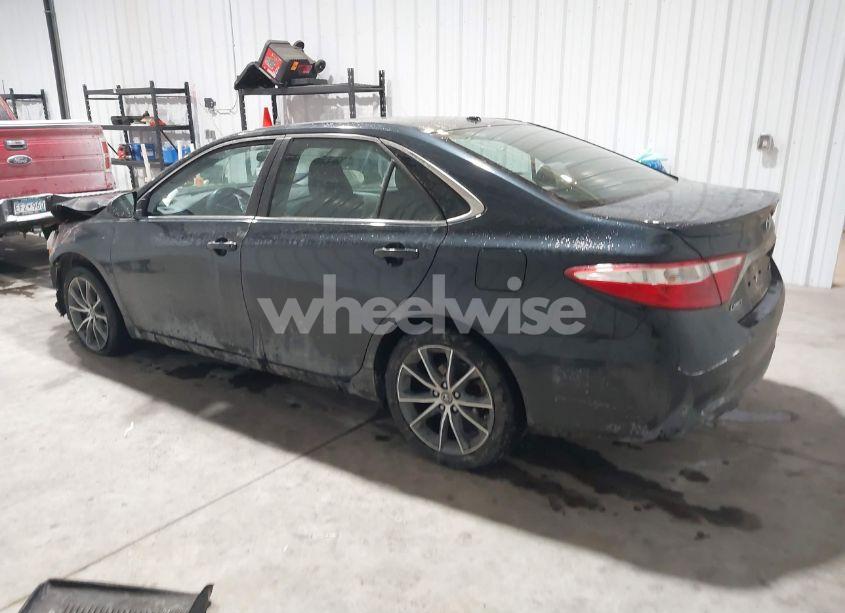 Photo 3 of 2017 Toyota Camry XSE (VIN 4T1BF1FK7HU352613)