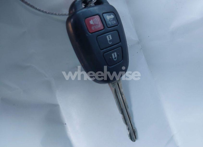 Photo 11 of 2017 Toyota Camry SE (VIN 4T1BF1FK7HU377074)